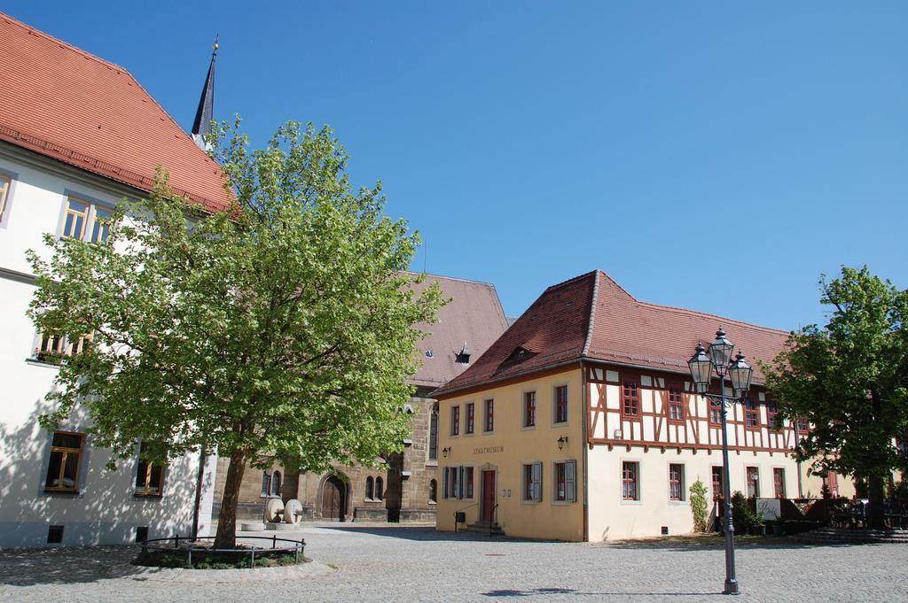 Hotel & Cafe Mohrenbrunnen Eisenberg  Dış mekan fotoğraf